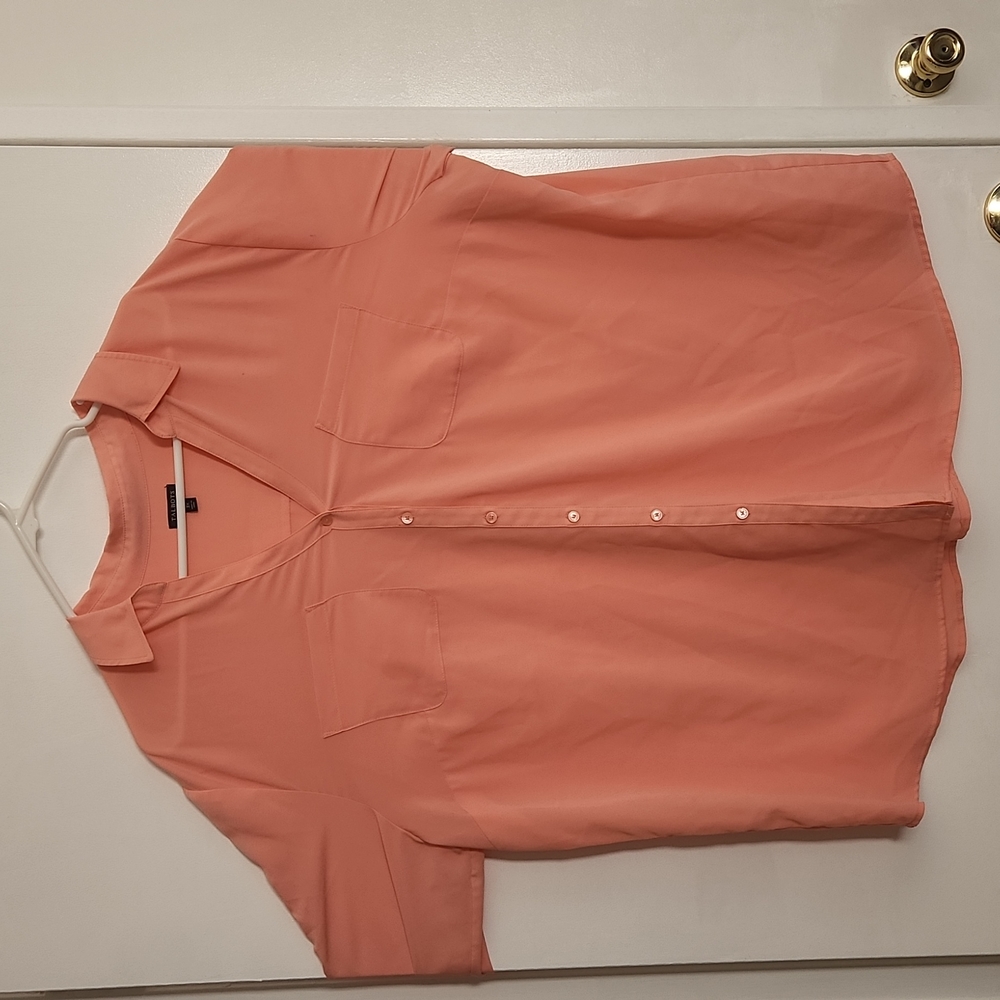 Talbots 3XL, Blouse in Peach/Salmon, 100% Polyester